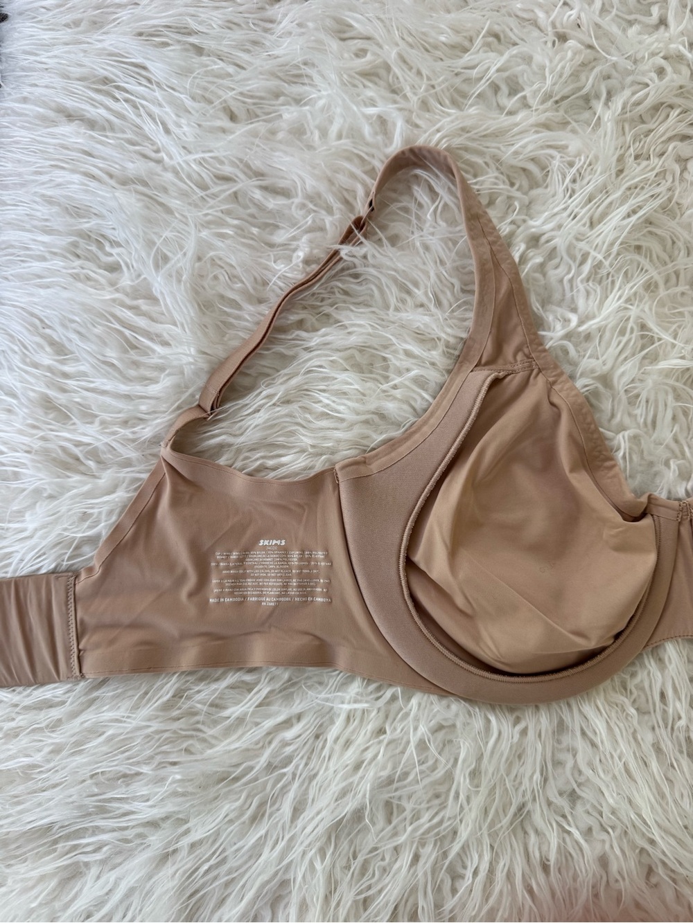 SKIMS Smoothing Intimates Unlined Minimizer Bra - Color: CLAY - Picture 14 of 16